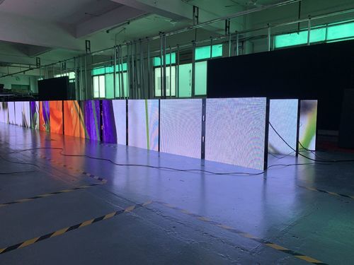 latest company news about SCXK LED Display Indoor P4 Customized Screen 768*768mm