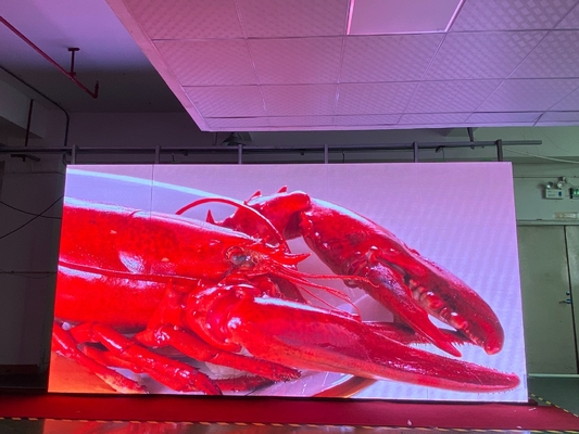 Grand A Row P3 LED Video Wall Display 576x576mm Indoor Full Color LED Display