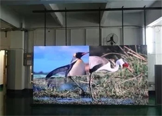 High Definition P3.91 Advertising LED Display Screen 2000cd/M2 Lightweight Module