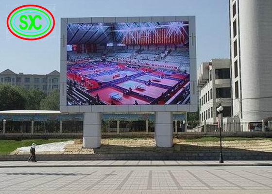 Anti-UV full-color outdoor P6 LED billboard with columns for commercial advertising