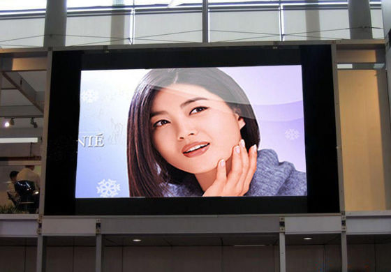 P10 Outdoor Full Color LED Billboard 5000cd/M2 Brightness 10mm Pitch