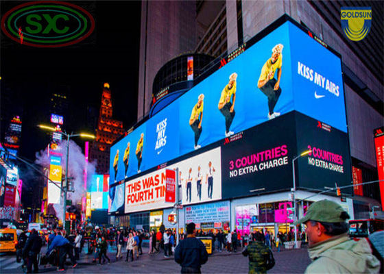P6 Outdoor Full Color Building Advertising LED Display 5500cd/M² Brightness IP65 Waterproof