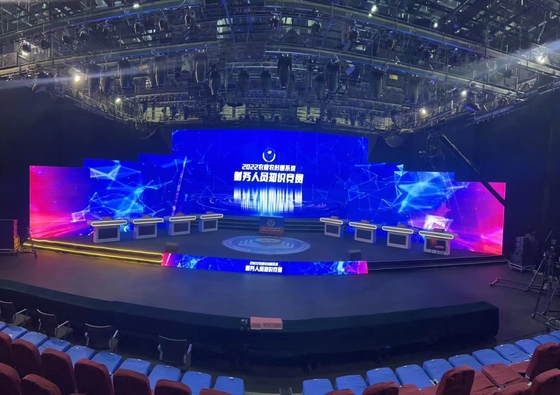 Advertising P5 Indoor Full Color LED Display IP34 1/16 Scan smd2121