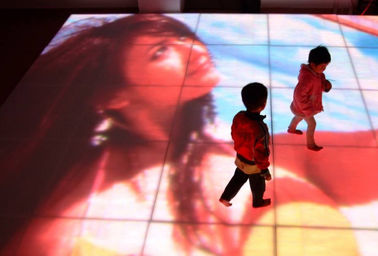 3D Effect 10000 Pixel Rgb Portable Led Dance Floor Ip34 Protection Level portable led dance floor