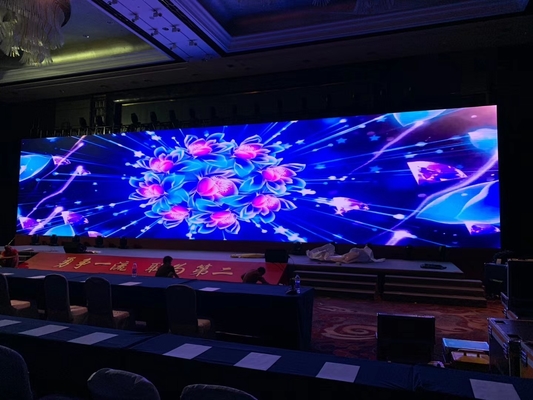 Indoor P3.91 High Resolution Curve LED Video Wall Hd For TV Studio Stram Video Live