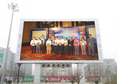 Curve Screen 7500cd/M2 Brightness HD Outdoor Full Color LED Display P10 DIP IP 65 Fixed Installation