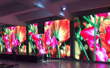 Indoor P5 Rental LED Display High resolution Pixel Density 43222 640mm x 640mm full color led display board