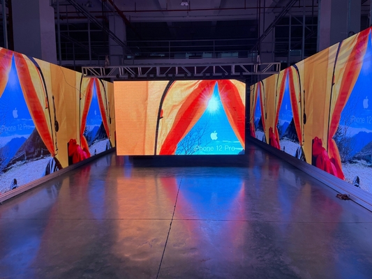Full Color LED Die-Casting Aluminum Display P4 LED Video Display SMD2121 Three Years Warranty