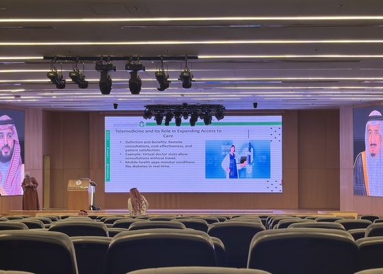 Ultra-Clear High Brightness Advertising LED Screen Indoor Full Color Suitable For Concert Stage