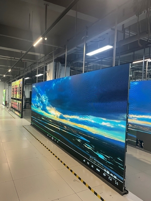 Fixed Full Color LED Die-Cast Aluminum Advertising Screen Iron Cabinet , 111111 Points / Square Meter
