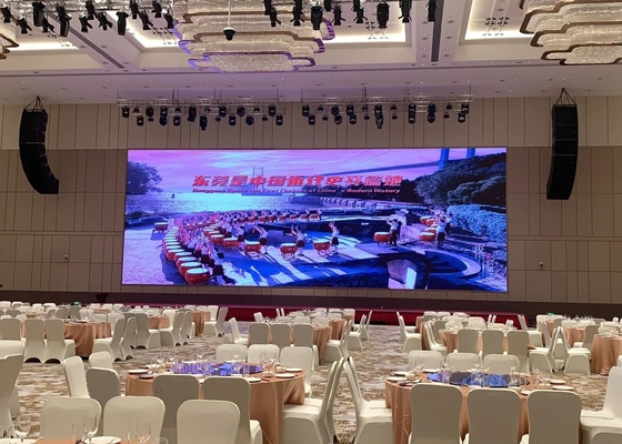 P2.5 Indoor/Outdoor Full Color 320*160mm Advertising LED Rental Screen SMD1515 Super Clear Viewing Angle