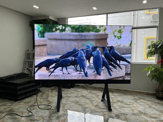 Durable Indoor Full Color LED Billboard 200*150mm Module NOVA System Epistar Chip