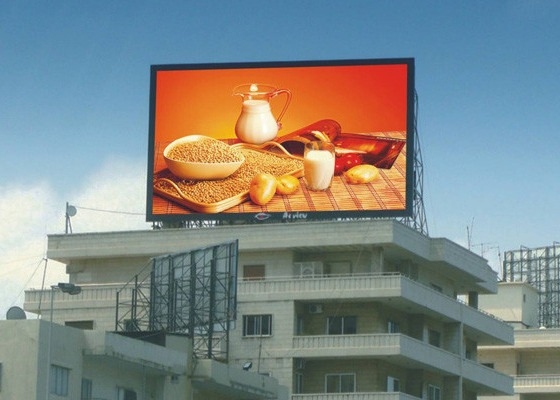 Die-Cast Aluminum Screen Billboard DIP P16 LED Information Display 1R1G1B 256x256mm Module Size