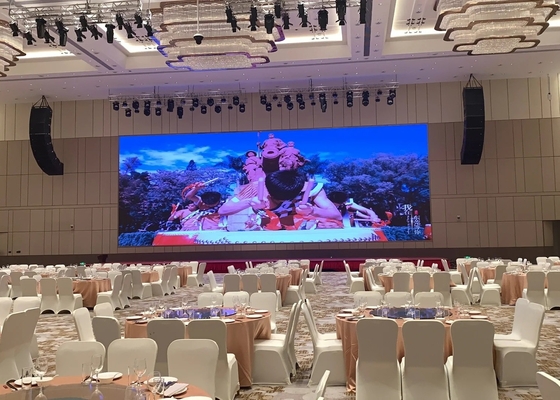 Die-Cast Aluminum Screen Outdoor Waterproof LED Display 320*160MM P4 Indoor LED Cinema Screen