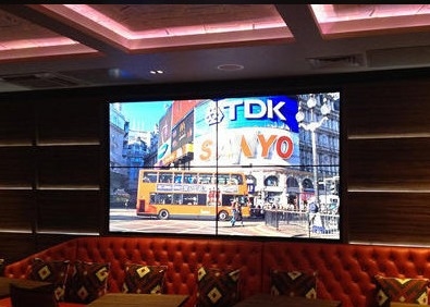 Indoor P3.91SMD Full Color LED Display Die-Cast Aluminum Screen 65410 Dots/Sqm Density