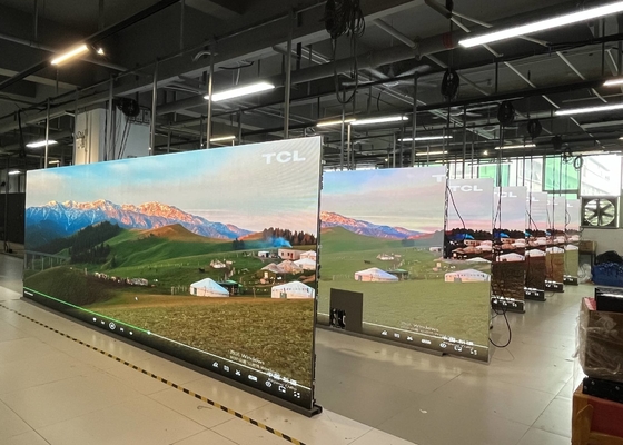 Indoor Die-Casting Aluminum Cabinet Full Color LED Display RGB LED High Energy Efficiency Billboards
