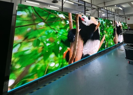 Large Flexible Rental Screen No Smear Display 1/32 Scan HD 1R1G1B P2.5mm LED Screen Board