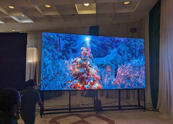 HD Indoor SMD LED Die-Cast Aluminum Full Color Iron Cabinet Screen , 3 Years Warranty