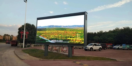 64x64 P5 RGB LED Curve Screen Waterproof Outdoor Full Color Three Years Warranty