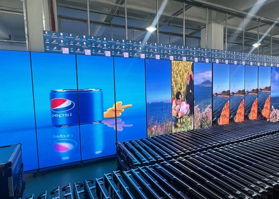 Waterproof Outdoor LED Poster Display P3.91 P4.81 Brightness 6000 Nits 65410 Dots/M2