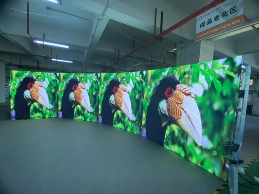 Indoor Display Advertisement LED Screen P2.5 High Refresh Rate HD 160000 Dots Single And Dual Color Without Ghosting