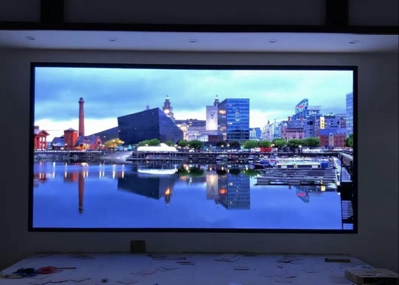 HD Full Color SMD LED Screen Indoor P5 1/16 Scan Mode Suitable For Advertising Posters