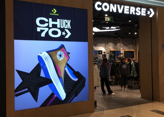 SMD P4 Outdoor High Brightness Full Color LED Advertising Display Video Wall Waterproof high dot density 62500