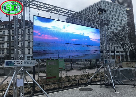 Ideal For Concerts, Backdrops, Competitions, High-Resolution Hanging LED Displays