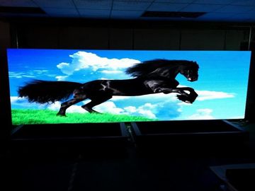 Advertising P5 Indoor Full Color LED Display IP34 1/16 Scan smd2121