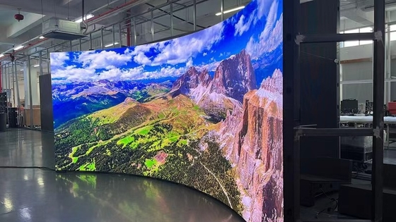 Customized Flexible indoor Full Color LED Display HD P1.5  Over 1300cd Brightness