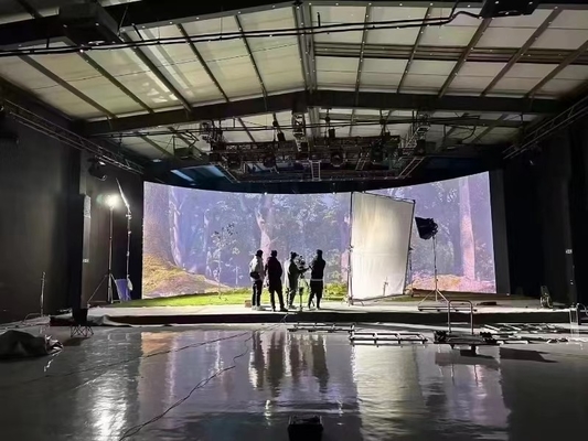 Customized Flexible indoor Full Color LED Display HD P1.5  Over 1300cd Brightness