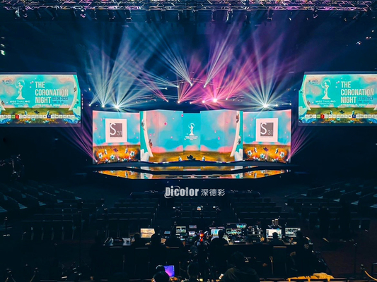 P4.81 Commercial Indoor Advertising Flexible Film Group , LED Full Color Display 768mm*768mm
