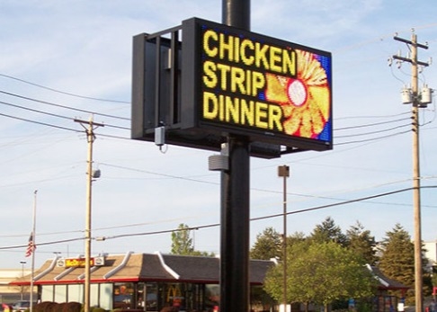 SMD3535 Full Color Outdoor Advertisement LED Display IP65 320*160mm 3-5 Years Warranty