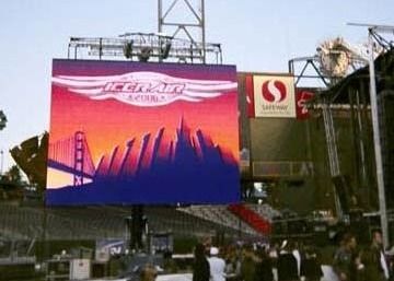 P7.62 Outdoor LED Rental Screen SMD3528 732mm X 732mm Ultra-Thin Iron Cabinet 3 Years Warranty