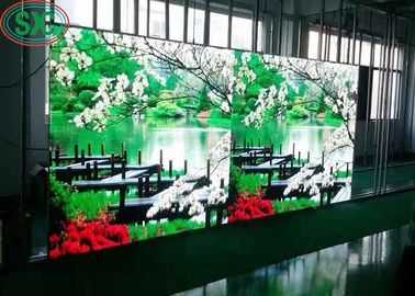 Indoor P5 SMD LED Screen Fixed In A Steel Cabinet With A Density Of 40,000 Dots/M2