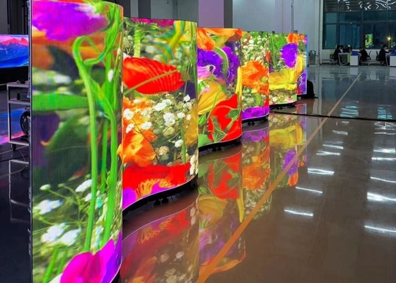 Curved Screen LED Billboard P4.81 RGB 1/13 Scanning Mode High Refresh Rate Die-Cast Aluminum Cabinet