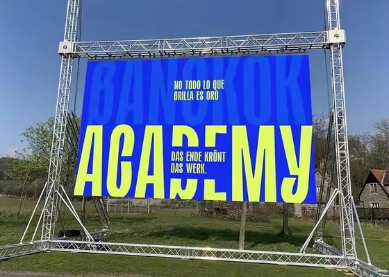 Die-Casting Aluminum Screen Curved Surface Screen HD P10 Large Outdoor LED Display IP65 320*160mm