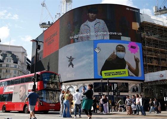 P3.91 Module Full Color Video LED Billboard Mobile Display Ultra HD advertising led screen