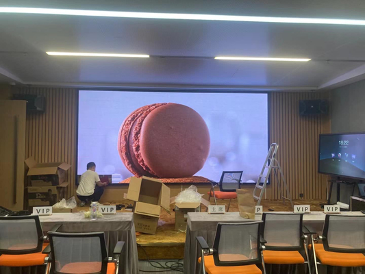 Indoor  p4 Full Color LED Display High Resolution P4mm Screen Stable and Durable for Advertising Solutions