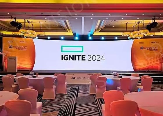 P4 Full Color Indoor LED Video Wall Screen 80*40 Module Resolution Advertising Billboards