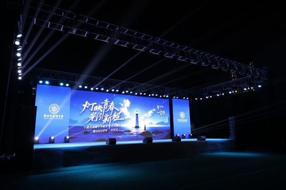 Ultra-Clear Die-Casting Aluminum RGB LED Display 1/4 Scanning Stadium Full Color Outdoor Screen Waterproof Single And Dual Color Screen