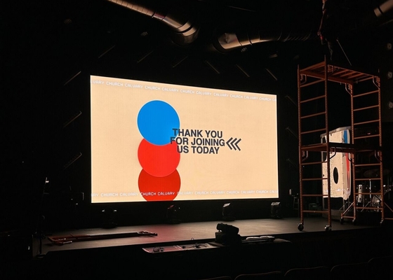P4 Full Color Indoor LED Video Wall Screen 80*40 Module Resolution Advertising Billboards