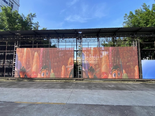High Brightness Full Color Sports LED Display Die-Cast Aluminum Screen , Stadium Big Screen 1R1G1B