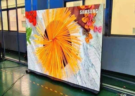 Die-Cast Aluminum Screen Front P2.5 Digital LED Poster Stereo Mount Easy Installation