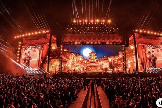 P4 Outdoor Full Color Haning Led Screen Standard Die Cast Aluminum Cabinet