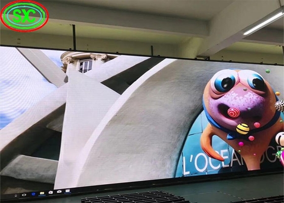 5500nits Brightness LED Advertising Displays Real Pixel 1R1G1B for Your Customer Requirements