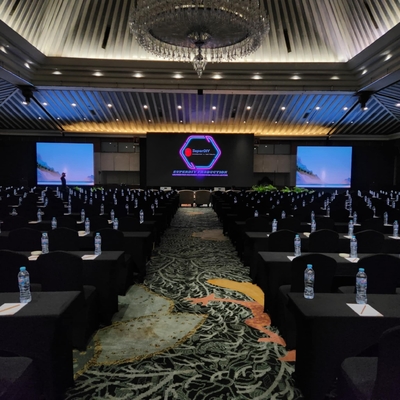 Rental Outdoor Waterproof LED Advertising Screen, P3.91 Full Color LED Display Board MBI5124 High Resolution