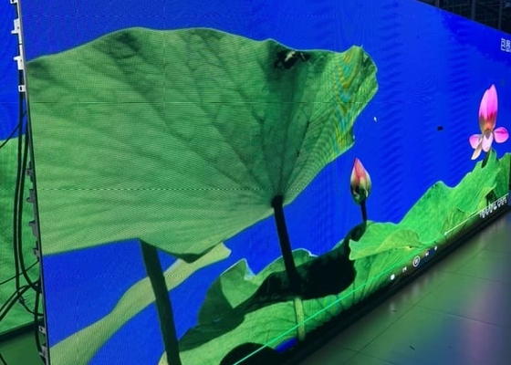 Rental LED Billboards Indoor Screen Brightness 800cd Video Vivid Epistar 4mm Pixel Pitch
