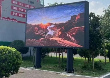 Rental/Fixed Screen Die-Cast Aluminum Cabinet Full Color LED Display Board 500*1000MM P5 .95 3 Years Warranty