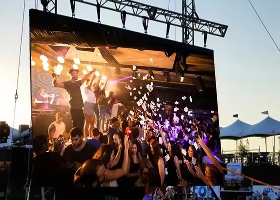 High Definition Outdoor Full Color Rental LED Screen SMD 2121 Waterproof Three Years Warranty